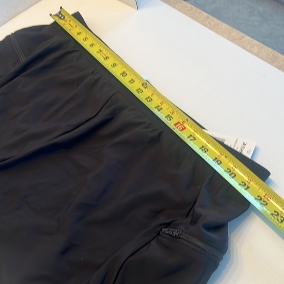 Coastal Cove Women's Solid Double Zip Pocket Swim Shorts plus size 20W NWT - Picture 5 of 9